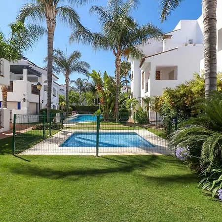San Pedro Beachside Apartamento Marbella