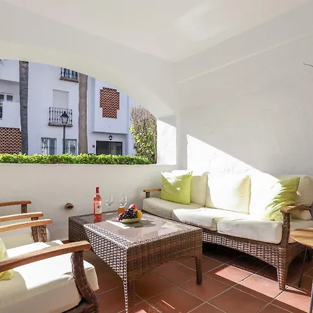 San Pedro Beachside Apartamento Marbella